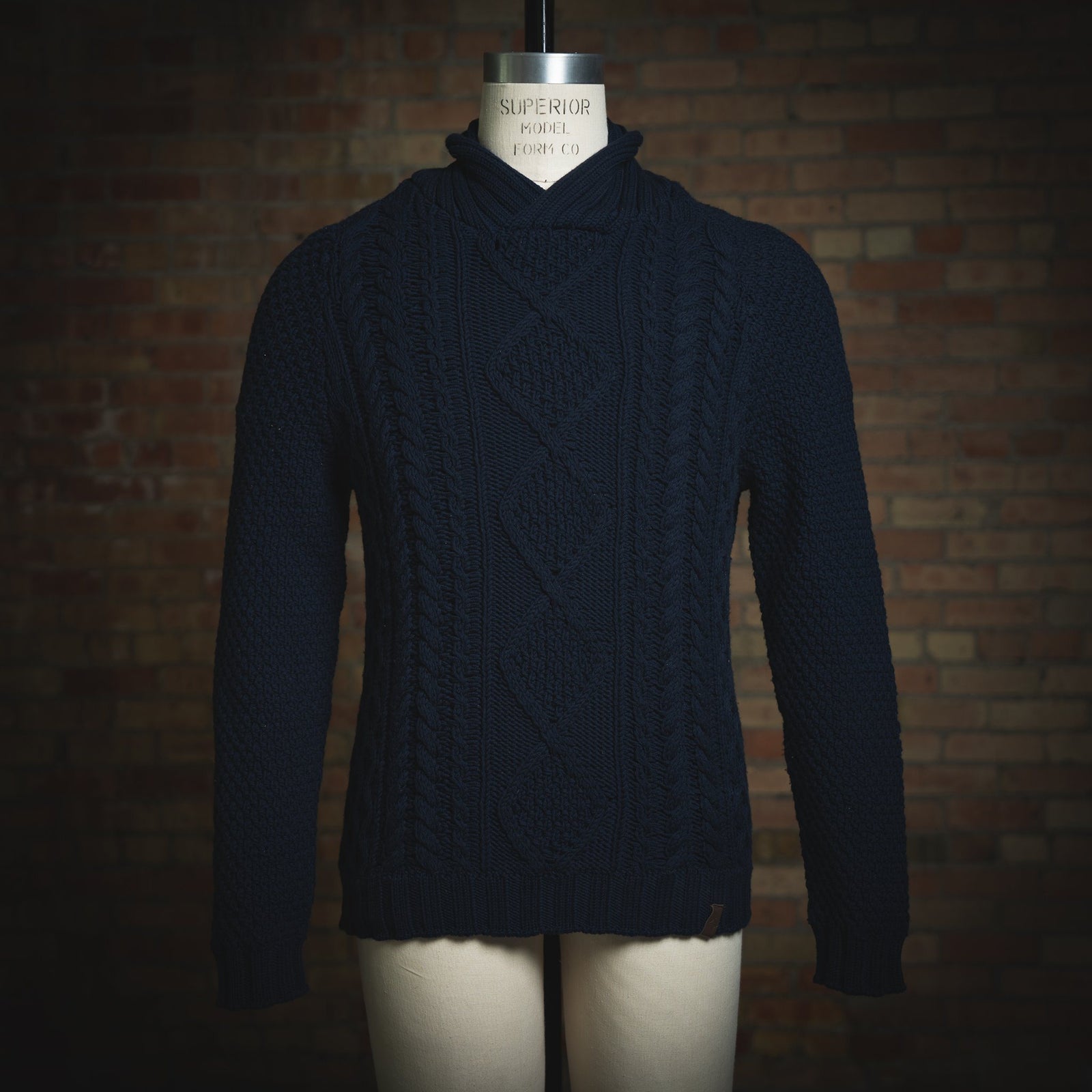 Sweater_2048x2048_677acd95-