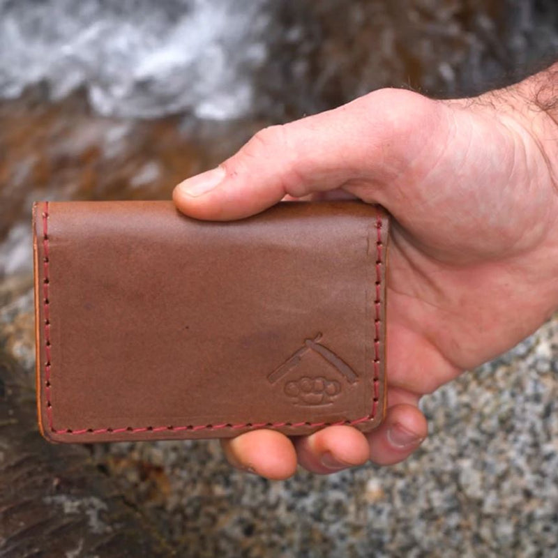 The Ventura American Alligator Minimalist Leather Wallet in Distressed -  Scottsdale Belt Company